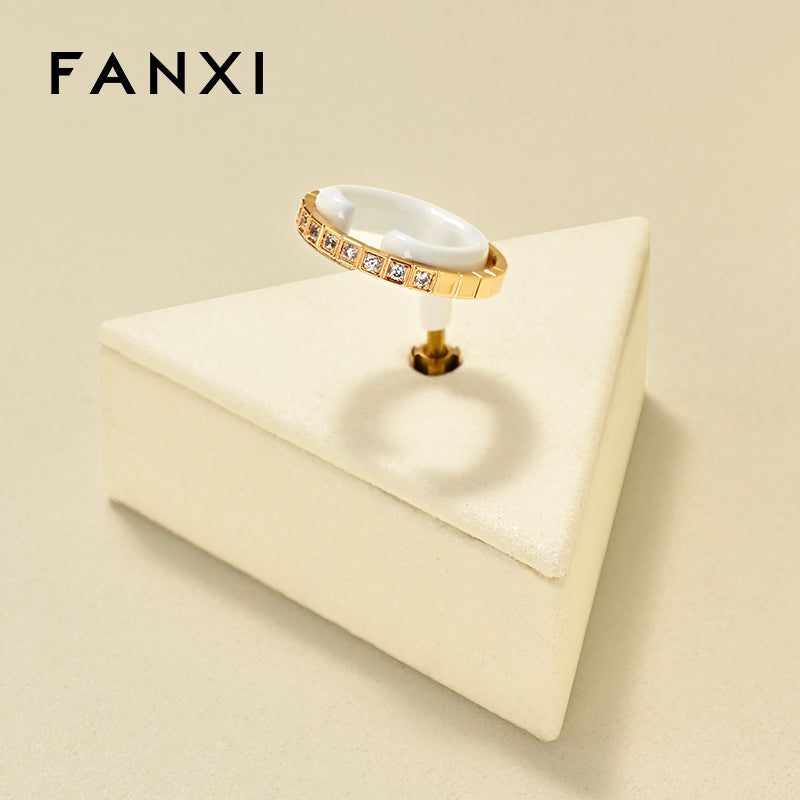 OIRLV High quality Multi-coloroption metal ring display :TT448