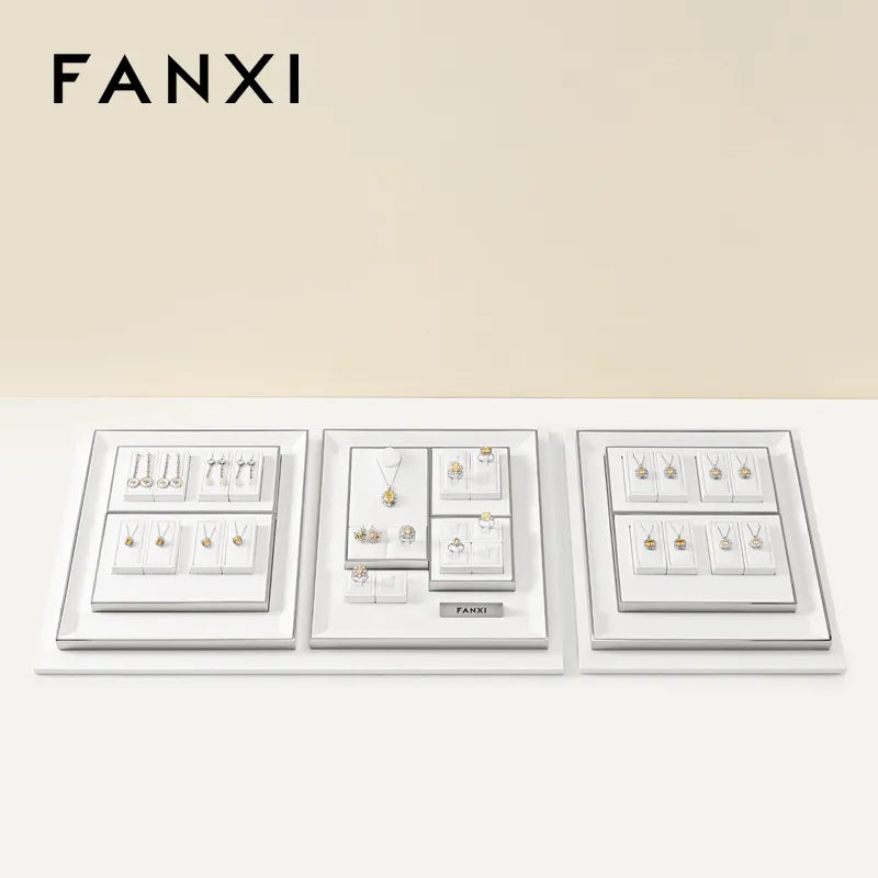 OIRLV factory White PU leather jewellery necklace display :TT372