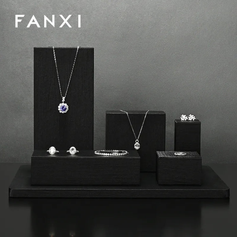 OIRLV Wholesale Black Leather Jewelry Display ：J012
