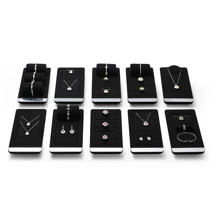 OIRLV black microfiber jewellery display with glossy metal : TT257