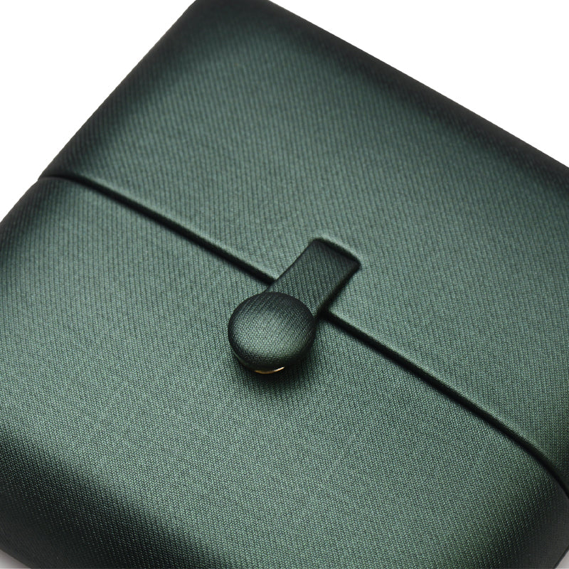 Emerald Green PU leather Necklace Pendant Gift Box H109