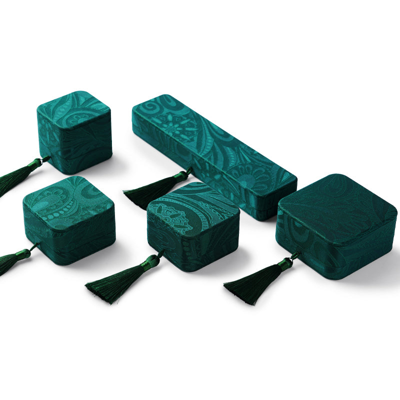 Green Silk Tassel Jewelry Gift Box H122